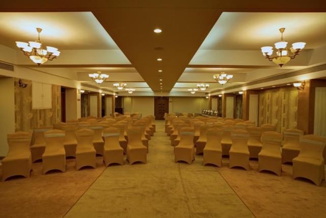 Hotel Ambience Excellency, Wakad, Pune Pimpri-Chinchwad Exterior foto