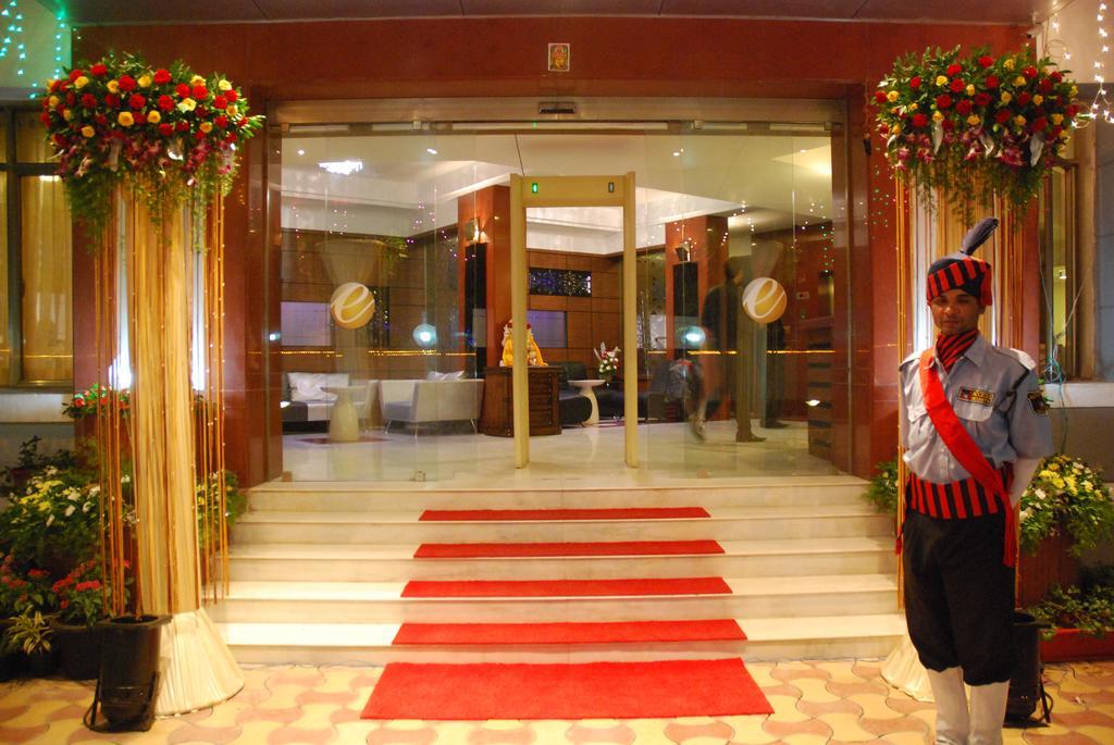 Hotel Ambience Excellency, Wakad, Pune Pimpri-Chinchwad Exterior foto